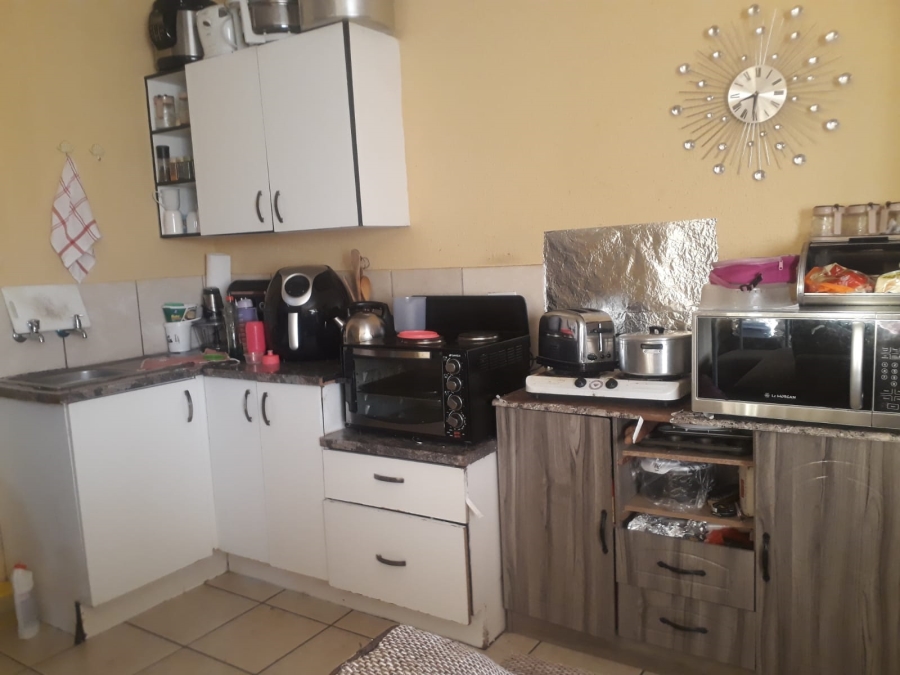 2 Bedroom Property for Sale in Rustenburg Central North West